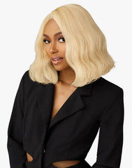 SENSATIONNEL BUTTA CHIC BOB COLLECTION LACE WIG LOB UNIT 4