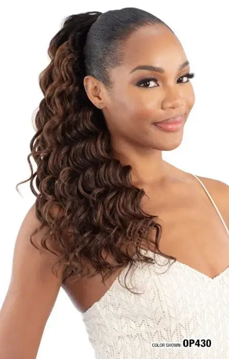 SHAKE N GO QUE DRAWSTRING PONYTAIL Q-LOOSE DEEP 20