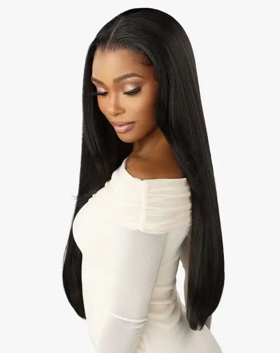 SENSATIONNEL CROWNED EDGE 13X5 HD LACE WIG STRAIGHT 28″