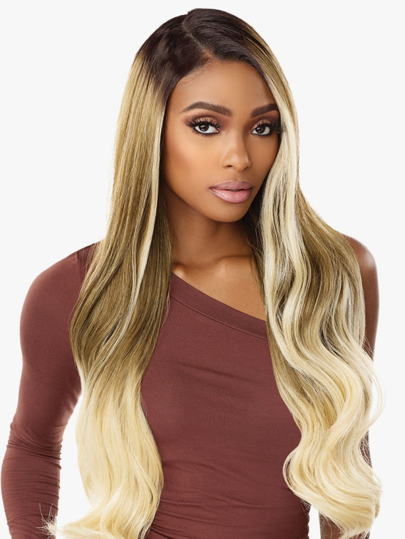 SENSATIONNEL SYNTHETIC CLOUD9 HD 13X6 WHAT LACE WIG ARABELLA 28