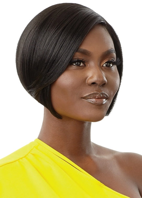 OUTRE THE DAILY WIG LACE PART WIG CALLA