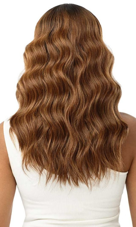 OUTRE SLEEKLAY FLAT LACE FINISH HD LACE WIG DARIANA