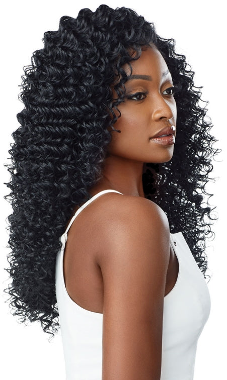 OUTRE PERFECT HAIRLINE 13X6 LACE FRONT WIG DOMINICA