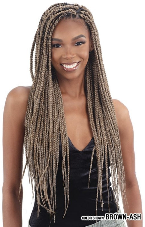 MODEL MODEL GLANCE BRAID 3X FORMATION NATURAL TOUCH BRAID 30"