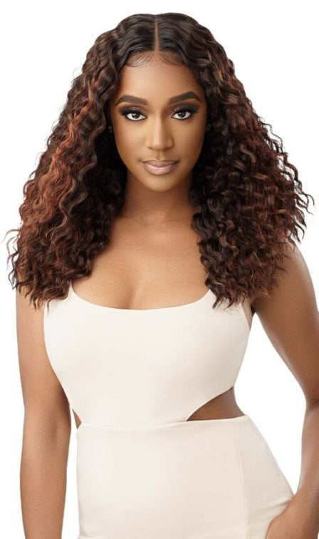 OUTRE MELTED HAIRLINE COLLECTION HD LACE FRONT WIG MIABELLA