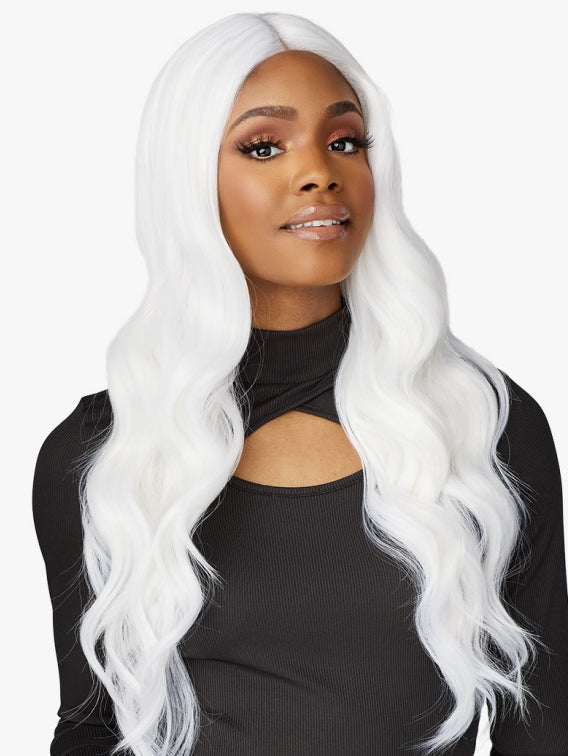 SENSATIONNEL SHEAR MUSE™ EMPRESS LACE FRONT WIG SHARITTA