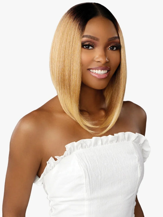 SENSATIONNEL DASHLY HD LACE FRONT WIG UNIT 41